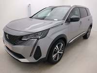 Pogled od napred levo