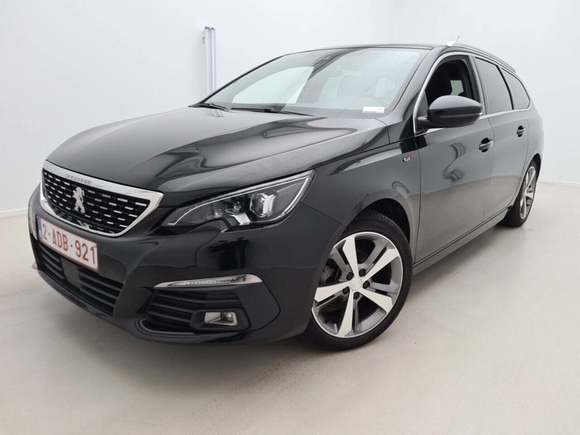 Pogled od napred levo