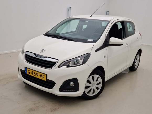 Pogled od napred levo