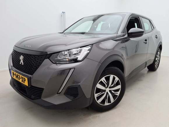 Pogled od napred levo