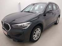 Pogled od napred levo