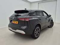 Pogled od pozadi desno