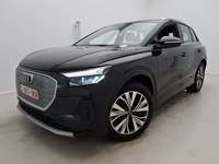 Pogled od napred levo