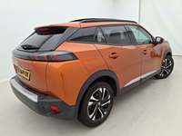 Pogled od pozadi desno