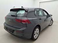 Pogled od pozadi desno