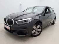 Pogled od napred levo