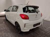 Pogled od pozadi levo