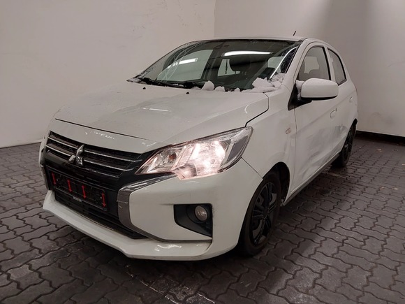 Pogled od napred levo