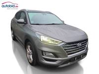 Pogled sprijeda desno