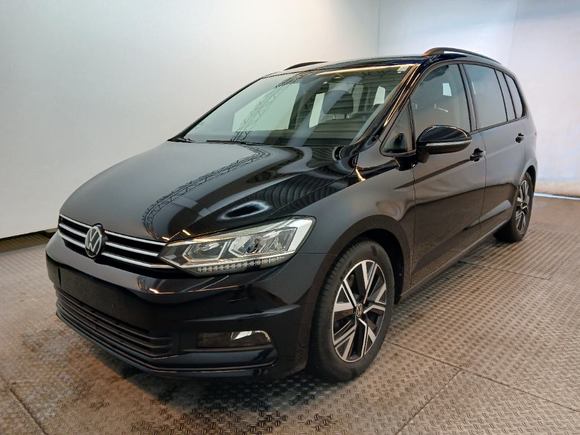 Pogled od napred levo