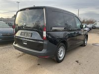 Pogled od pozadi desno