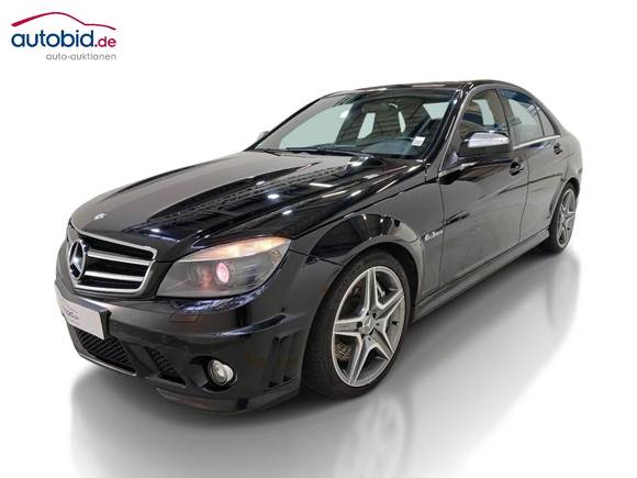 Pogled sprijeda lijevo