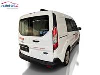 Pogled od pozadi desno