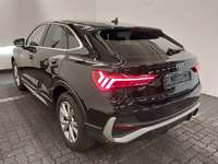 Vaade tagant vasakult