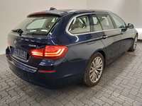 Pogled od pozadi desno