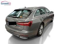 Pogled od pozadi desno