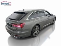 Pogled od pozadi desno