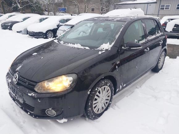 Pogled od napred levo