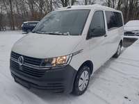 Pogled od napred levo