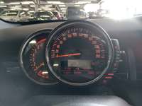 Pogled na kombinirani instrument