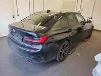 Pogled od pozadi desno