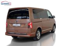 Náhľad zozadu sprava