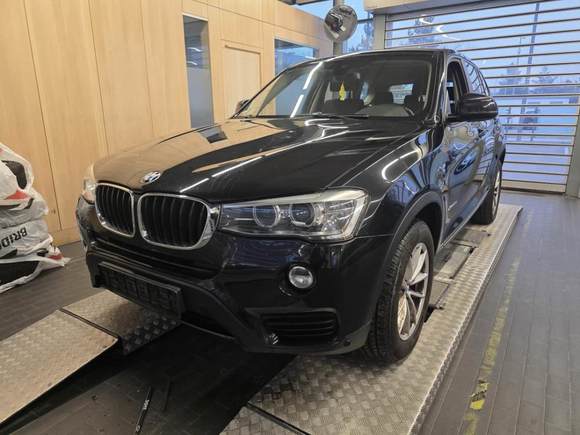 Вид спереди слева