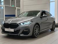 Pogled sprijeda lijevo