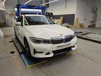 Náhled zpředu zprava