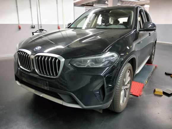 Pogled sprijeda lijevo