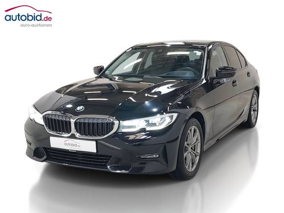 Pogled od napred levo