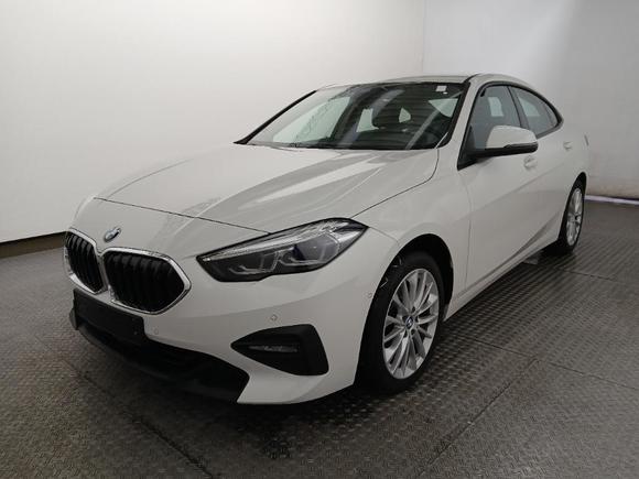 Pogled od napred levo