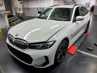 Pogled sprijeda lijevo