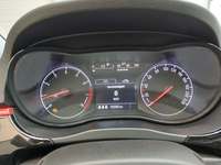 Pogled na kombinirani instrument