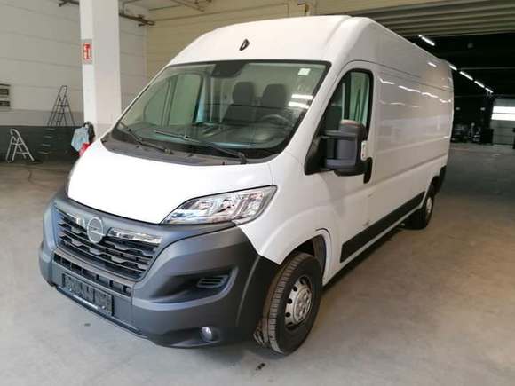 Pogled od napred levo