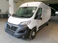 Pogled od napred levo