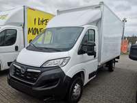 Pogled od napred levo