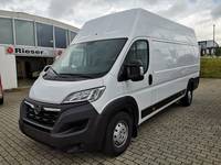 Pogled od napred levo