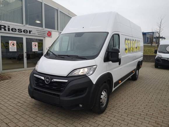 Pogled od napred levo