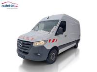 Pogled sprijeda lijevo