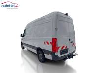 Pogled straga lijevo