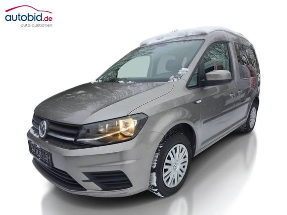 Pogled sprijeda lijevo