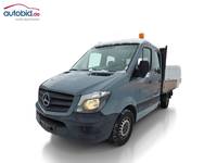 Pogled sprijeda lijevo