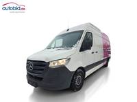 Pogled sprijeda lijevo