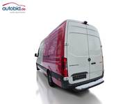 Pogled straga lijevo