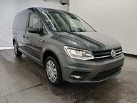 Pogled sprijeda desno