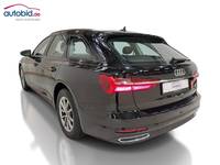 Vaade tagant vasakult