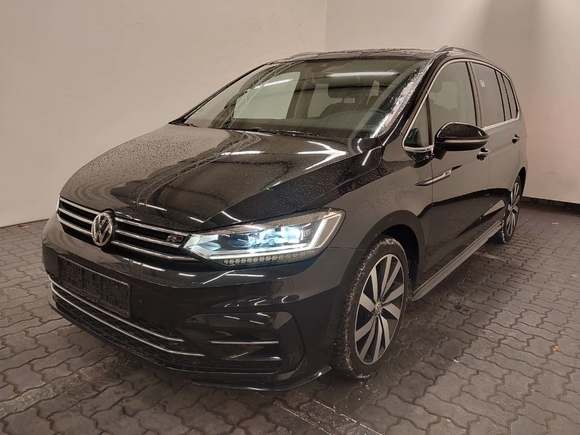 Вид спереди слева