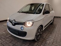 Вид спереди слева