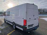 Pogled od pozadi levo